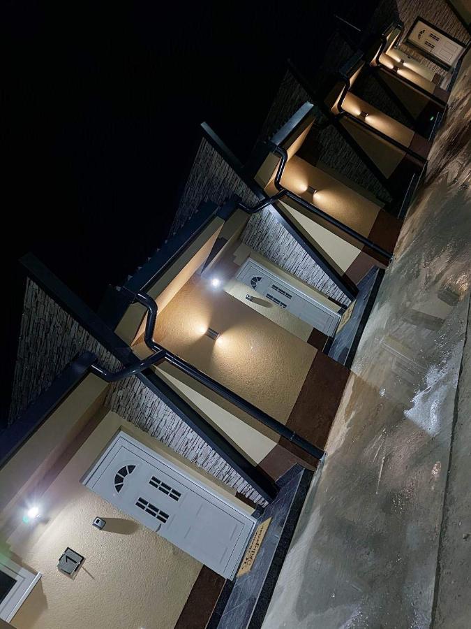Filigran Aparthotel ปาลิช ภายนอก รูปภาพ