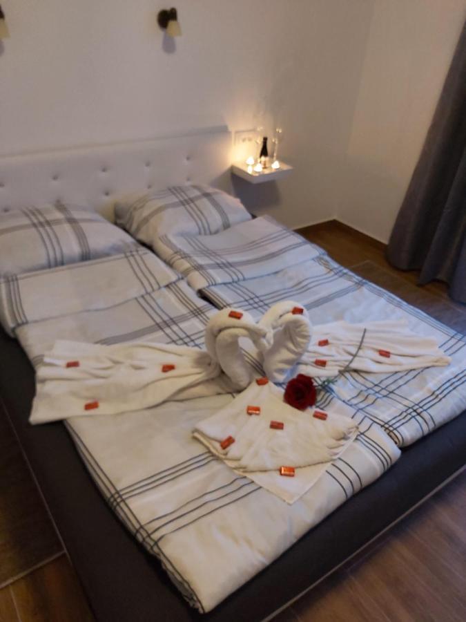 Filigran Aparthotel ปาลิช ภายนอก รูปภาพ