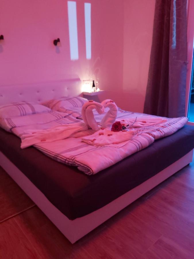 Filigran Aparthotel ปาลิช ภายนอก รูปภาพ