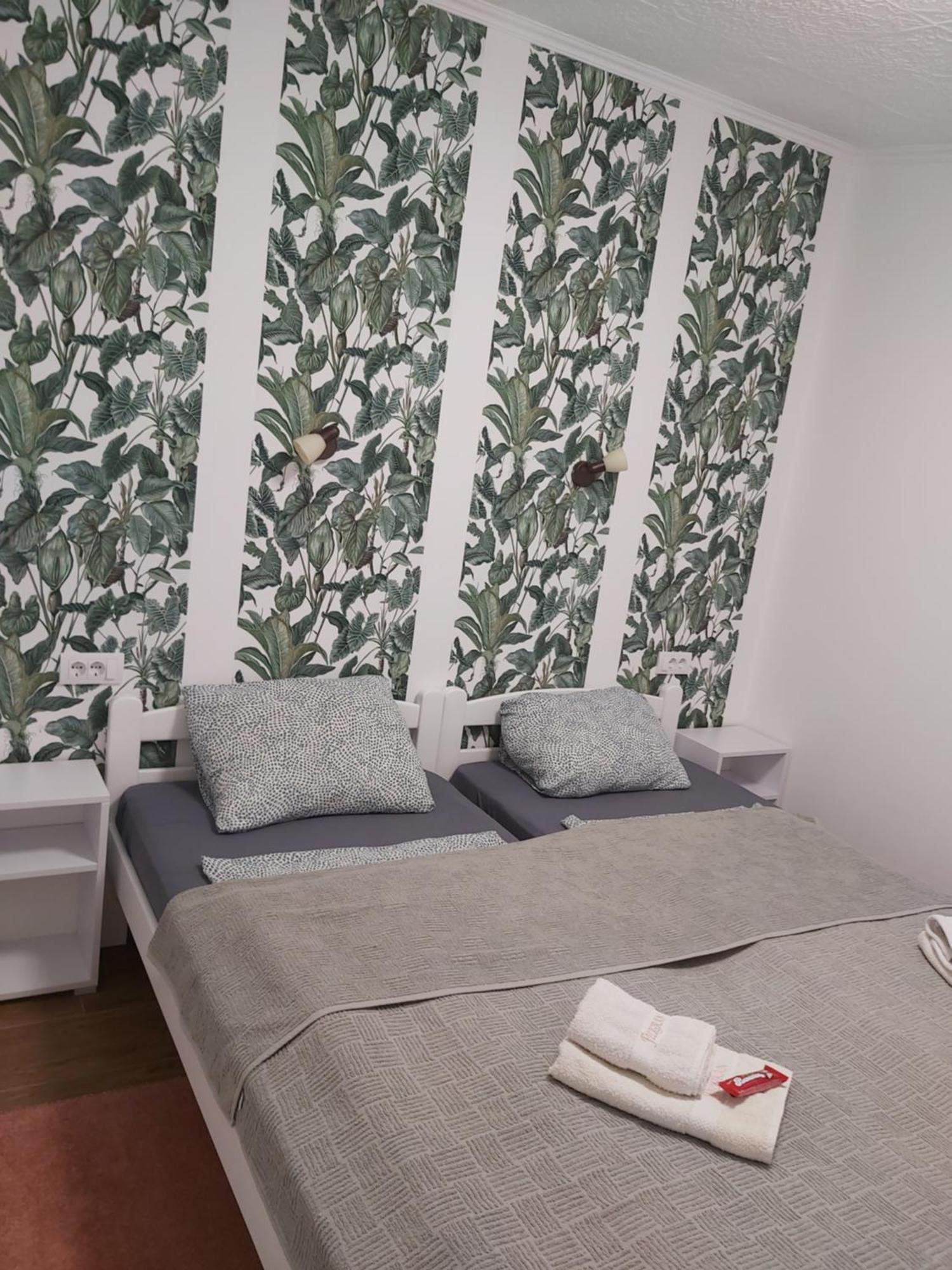 Filigran Aparthotel ปาลิช ภายนอก รูปภาพ